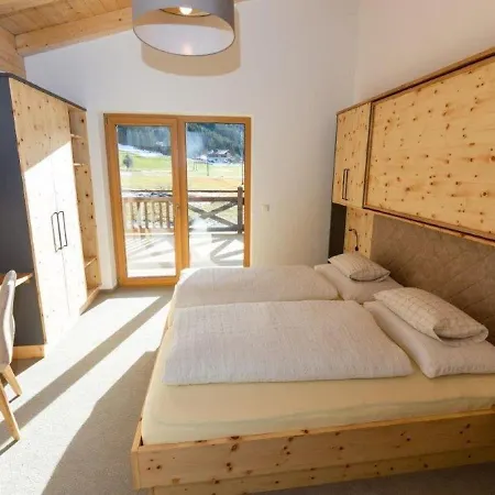 Tatil Evi Family In With Terrace Kleinarl